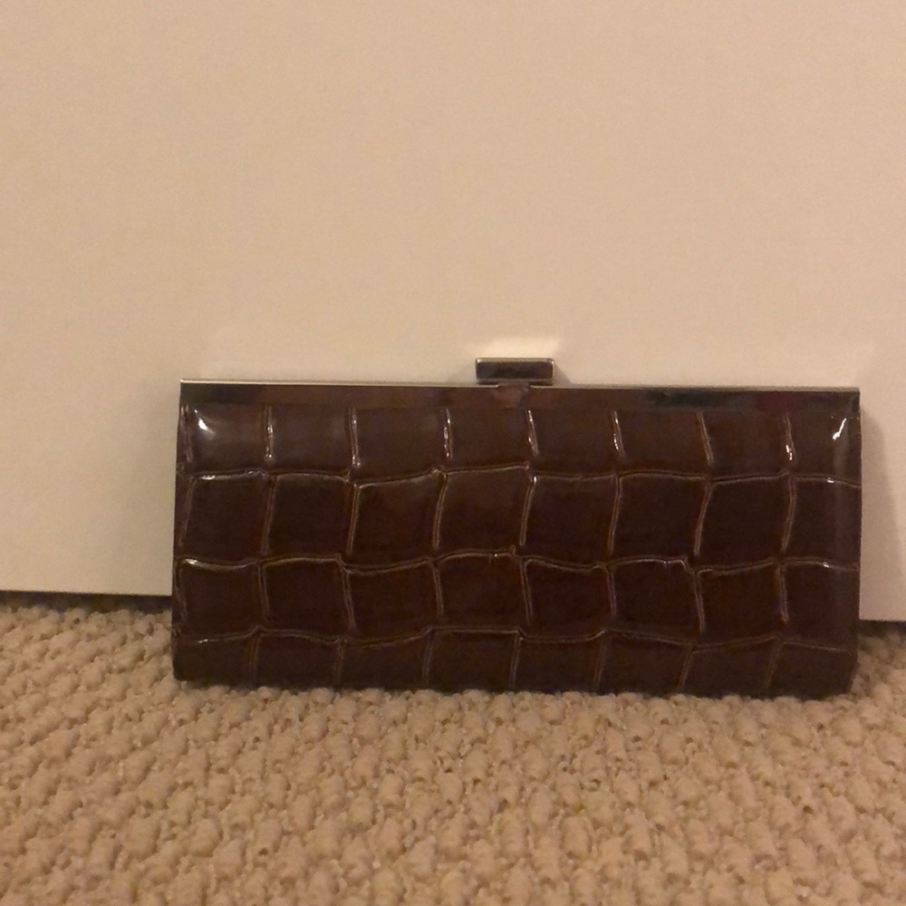 ✅ - Nine West clutch
